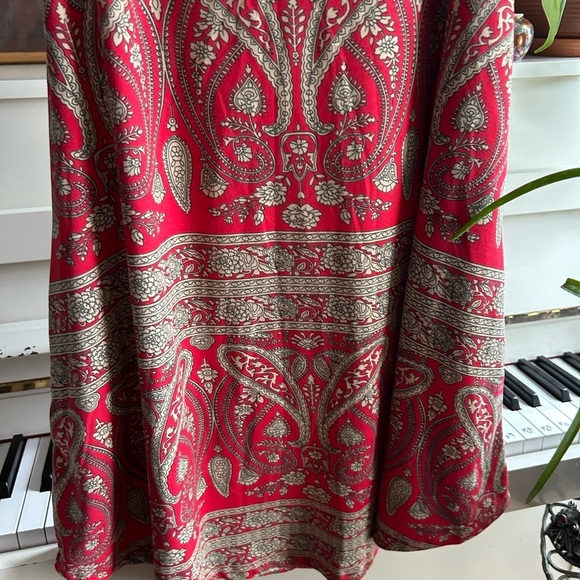 Paisley Red Sleeveless Dress w Pockets - Picture 15 of 15